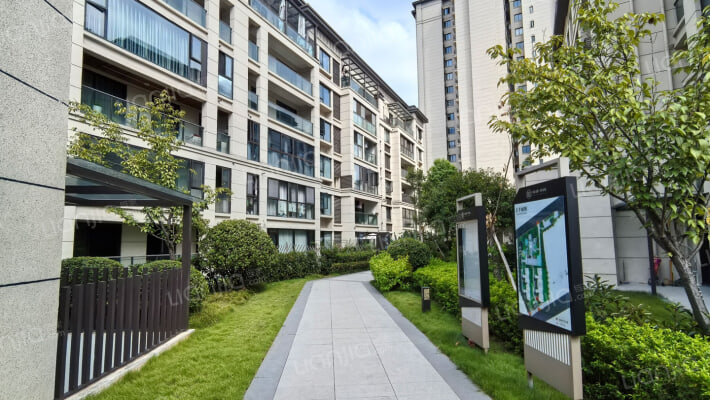 中梁和苑外景图