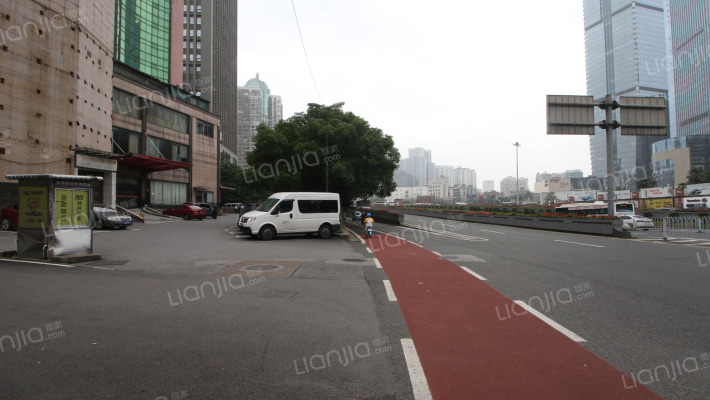 消防大厦外景图