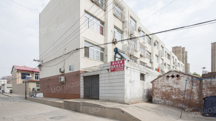 清源北胡同外景图