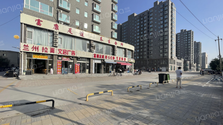 鸿洋社区外景图