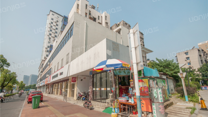 湖心北路5号宿舍楼外景图