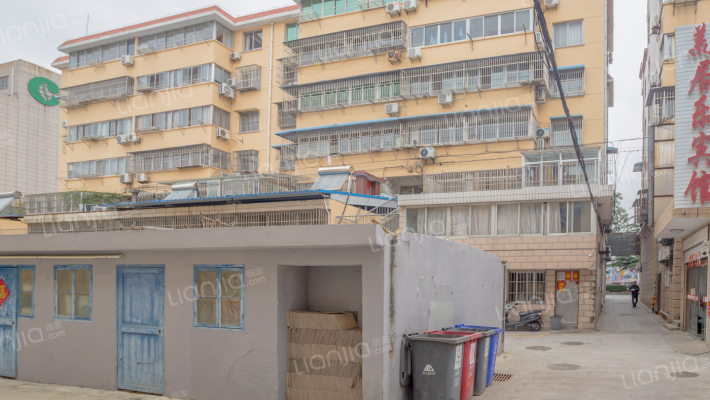 长江中路11号外景图