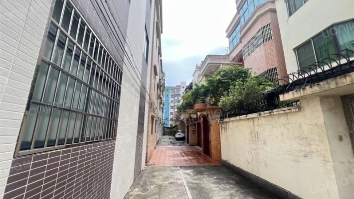 宏苑十二巷外景图