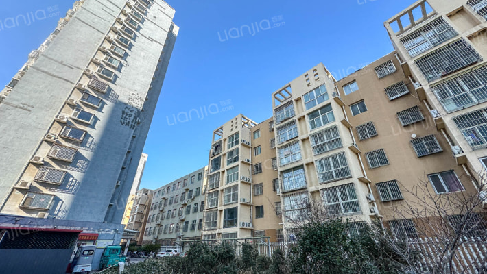 华康小区外景图