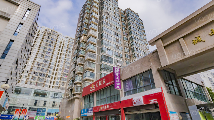 城中花苑外景图