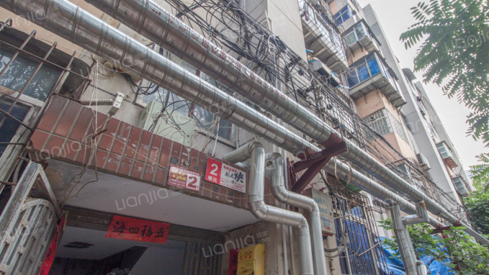 铁英街5号院外景图