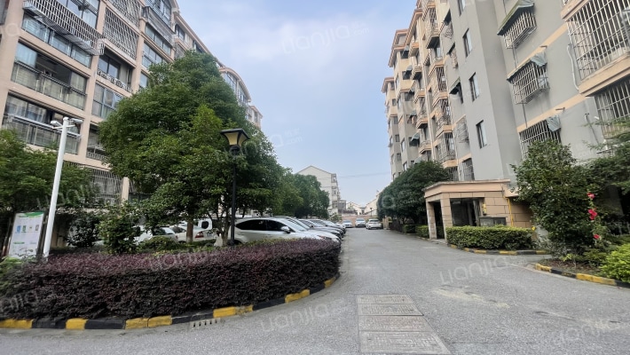 中和家园外景图
