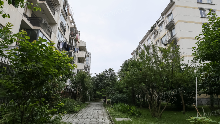 清江花苑绿茵园外景图