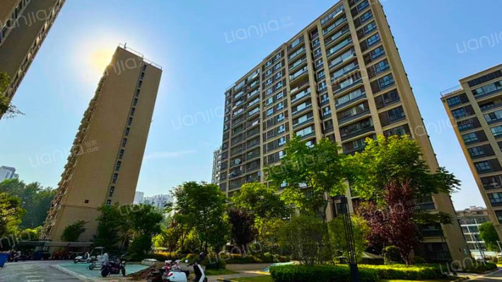 中南樾府外景图