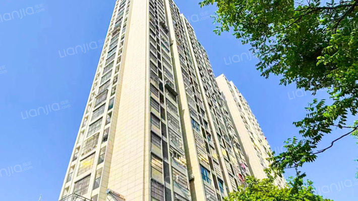 繁荣广场外景图