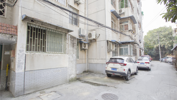 建行小区外景图