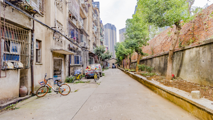 湖电社区外景图