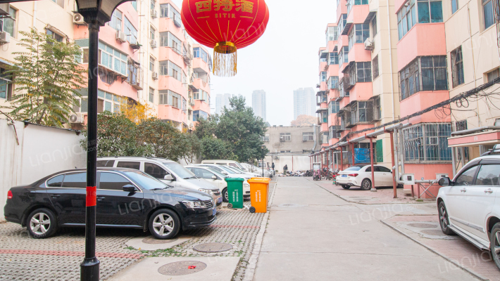 电力工业学校家属院外景图
