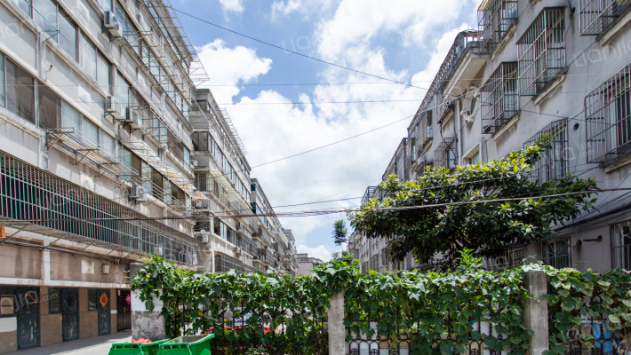 万发花苑外景图