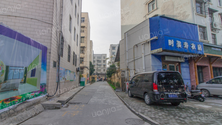 许昌市发改委家属院外景图