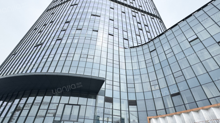 余坤国际广场外景图