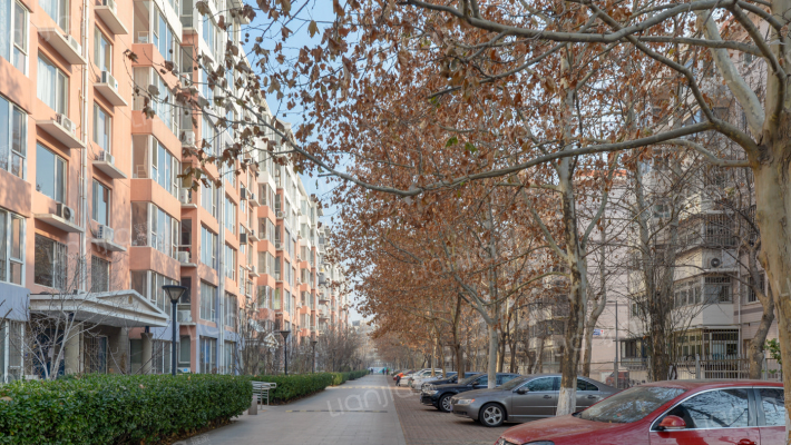 专家公寓外景图