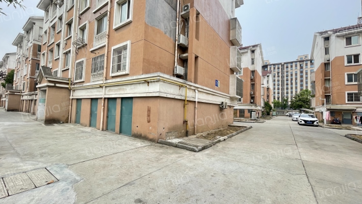 书院三村外景图