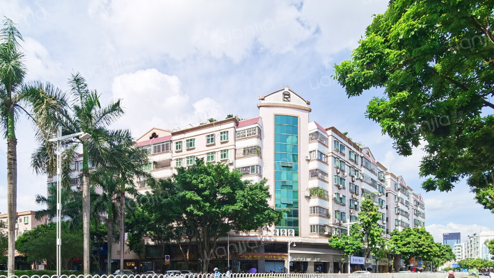 德富大厦外景图