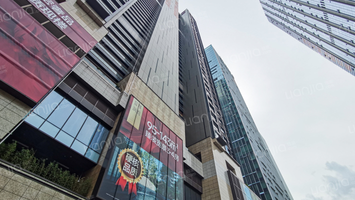 盛龙时代广场外景图