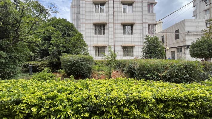 云南省公路局小区外景图