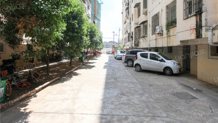 五纬路社区外景图