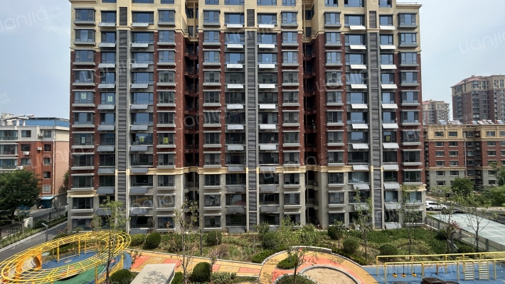 钧骐书苑外景图