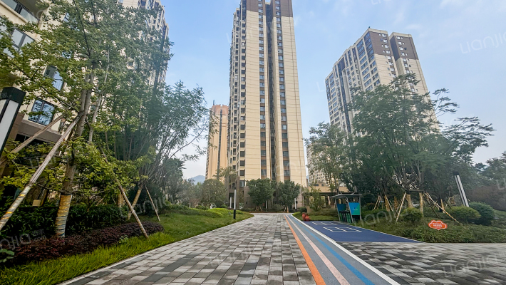 渝开发·格莱美二组团外景图