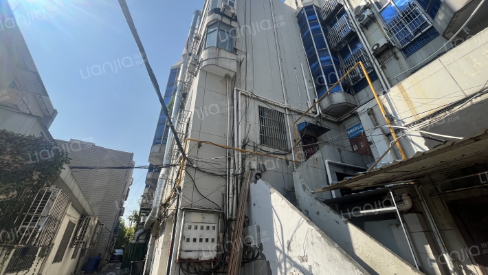 江城公寓外景图