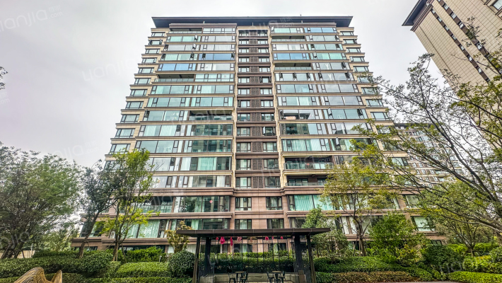 美盛北龙台外景图