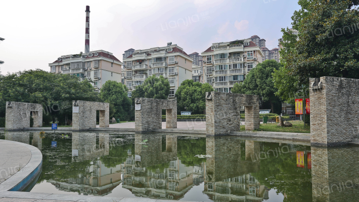 华源国际城外景图