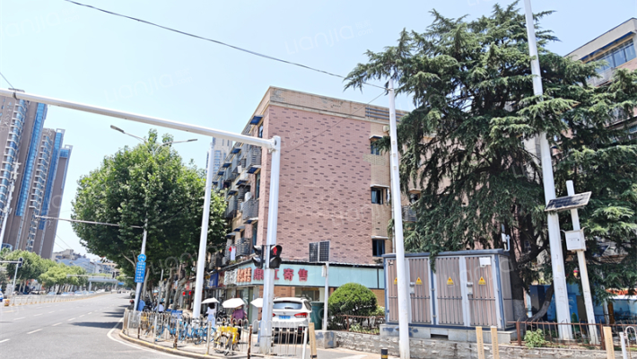 汉阳大道370号外景图