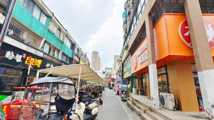 大筑城市广场外景图