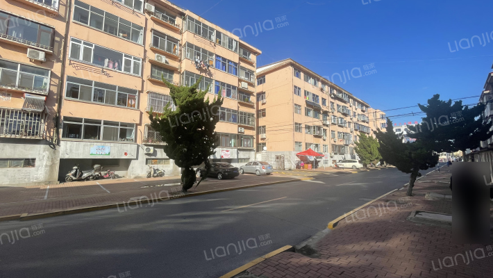 富海住宅小区外景图