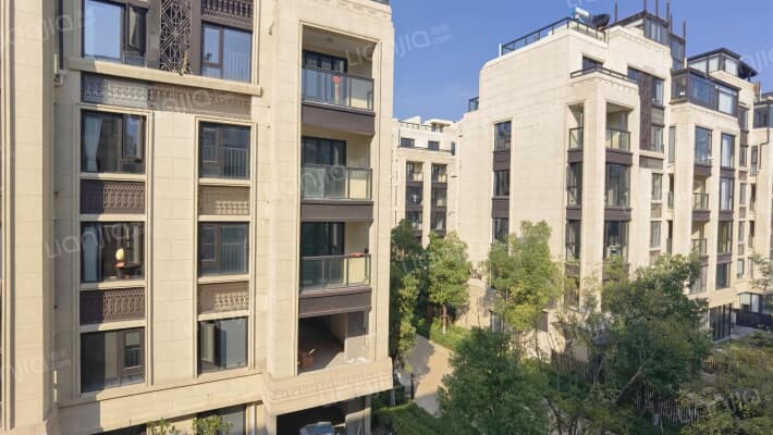 太湖金茂逸墅外景图