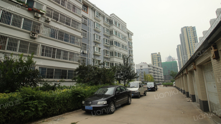 康城小区外景图