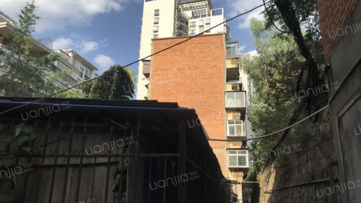 省食品运输经营公司宿舍外景图