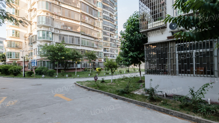 尚美花城外景图