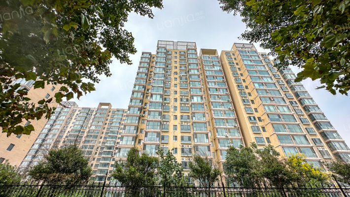 国粮公寓外景图