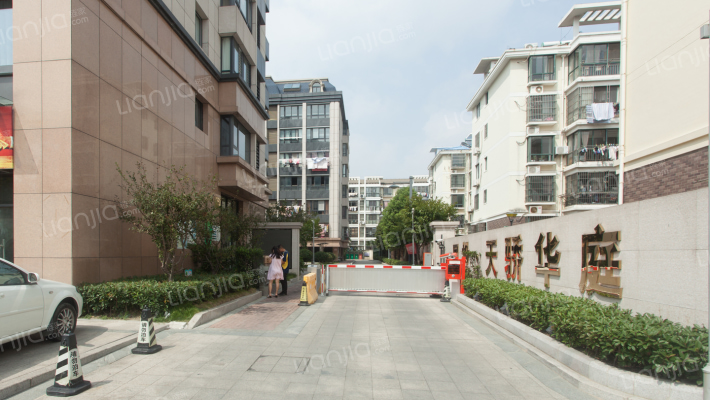 北京国投天骄华庭房价怎么样国投天骄华庭房源户型图小区车位交通地址