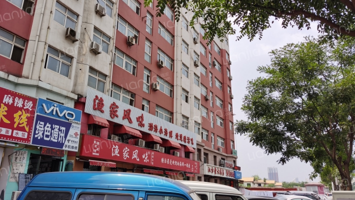 贻正港口公寓外景图