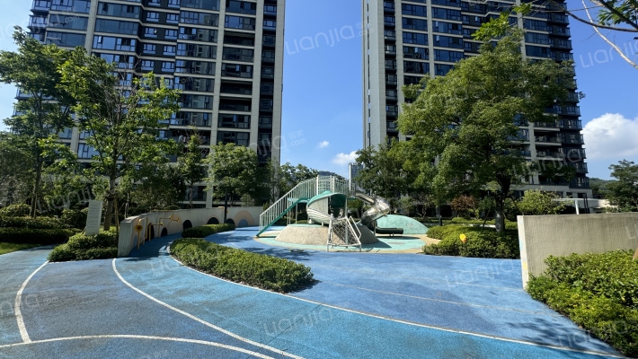 潮启四季二组团 外景图