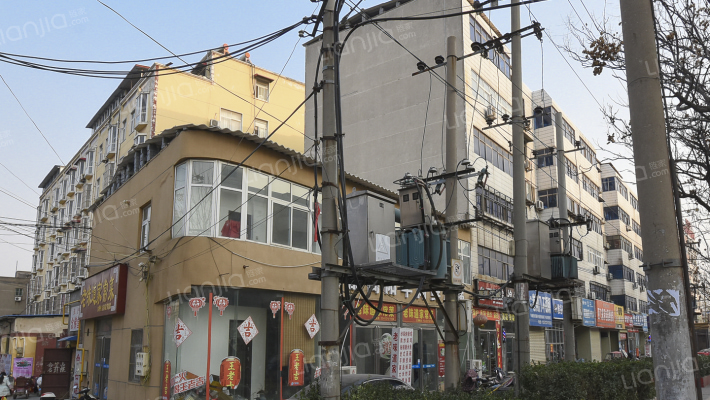 张炉集资房外景图