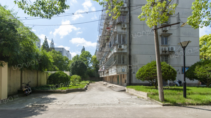 商检局宿舍楼外景图