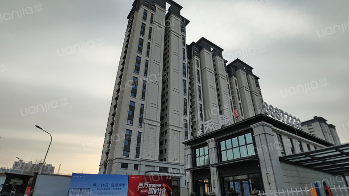 万滨天锦外景图