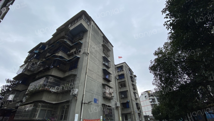 迎宾路212号外景图