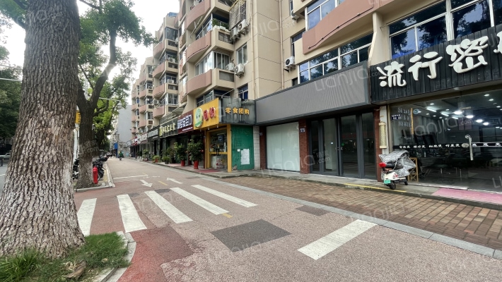 东渡花园外景图