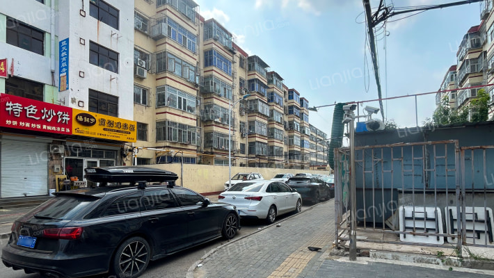 大官庄粮食局宿舍楼外景图