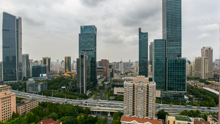 巨富大厦外景图