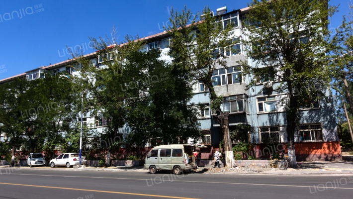 新兴路8号院外景图